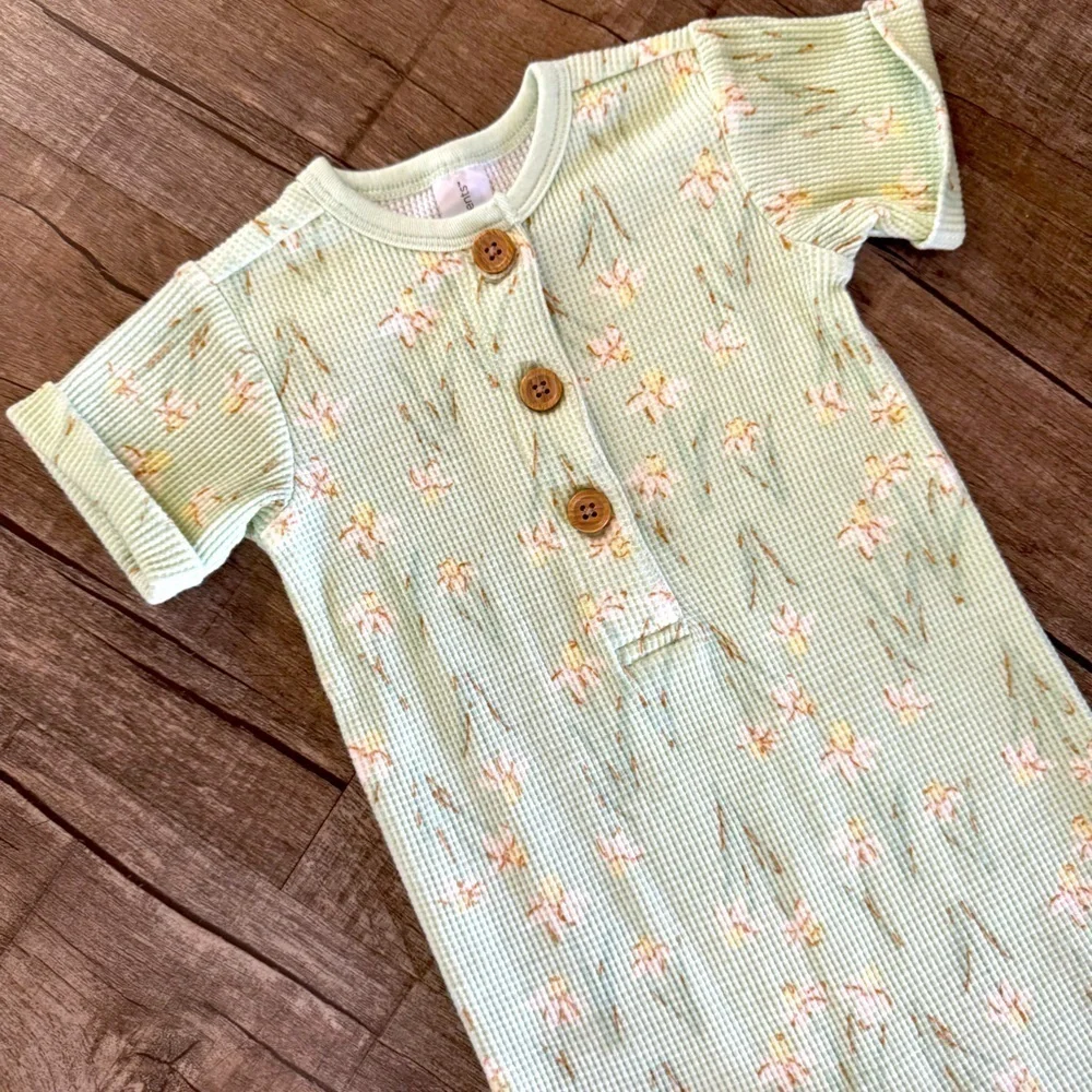 NWOT Toddler Floral Romper‎